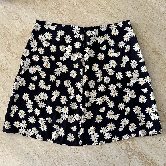 Reformation Margot daisy skirt size 2 - Picture 5 of 5